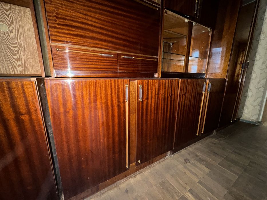 Мебельная Стенка в отличном состоянии