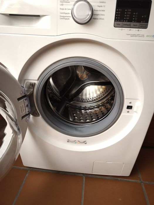 Máquina Samsung WF90F5E2W2W lavar