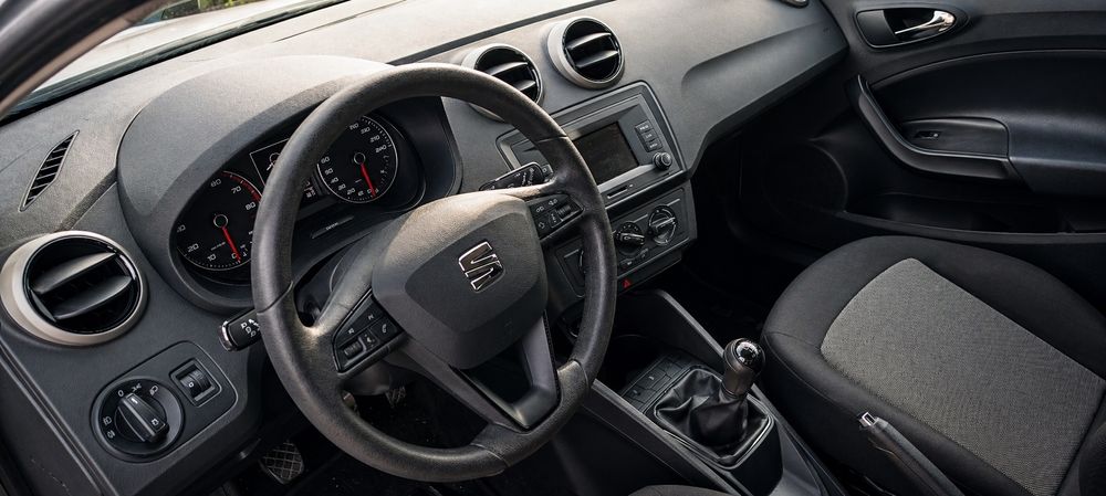 Seat Ibiza 1.0i Style Nacional Garantia Incluída