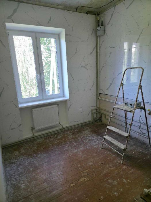 Продам 3 ком. кв-ру в п. Эсхар