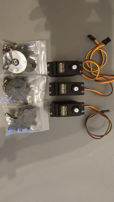 Servo SG-5010 (trzy sztuki)