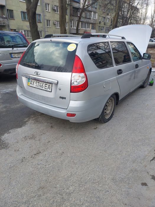 Продам приору бензин