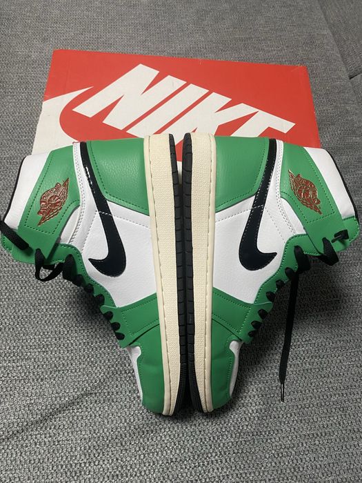 Air Jordan 1 Retro High Lucky Green