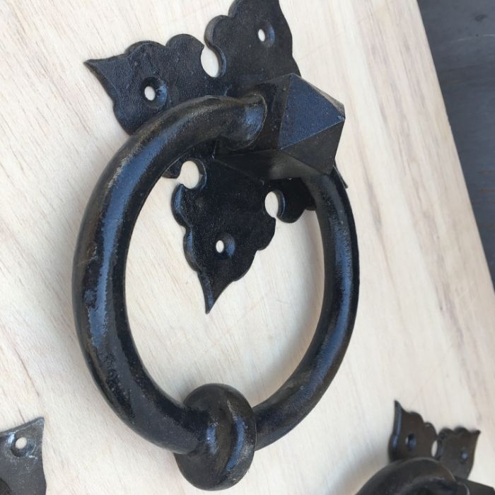 puxador de argola batente