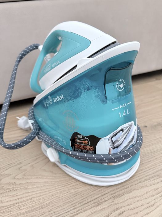Stacja parowa Tefal Effectis Plus GV6721E0
