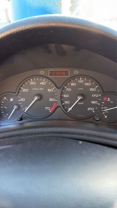 Peugeot 206 Vermelho