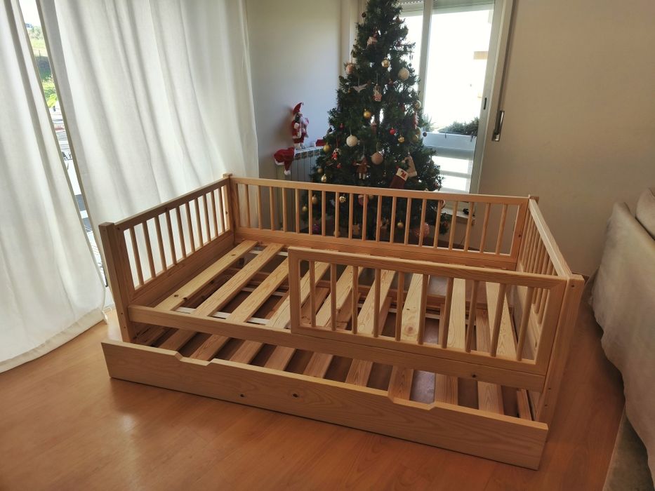Cama Montessoriana de Pinho Maciço – Sob medida