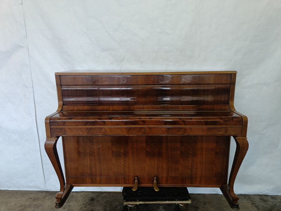 Pianino "weinbach"