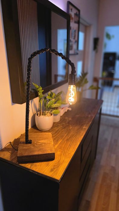 Lampa indystrialna z łańcucha, ręcznie robiona, drewno, smart