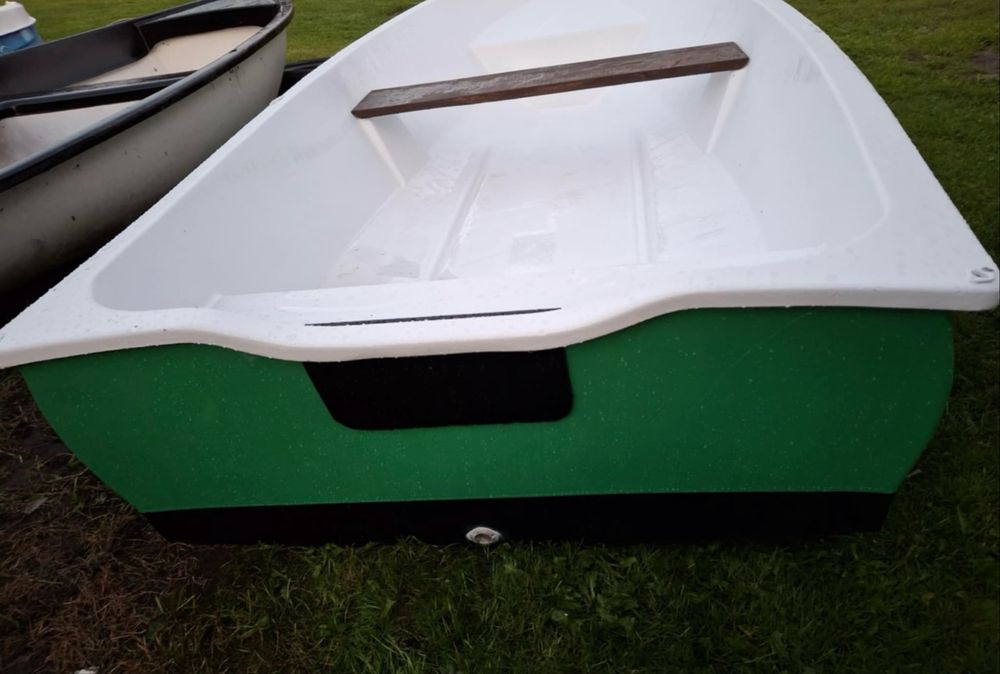 Łódka łódź wędkarska 340