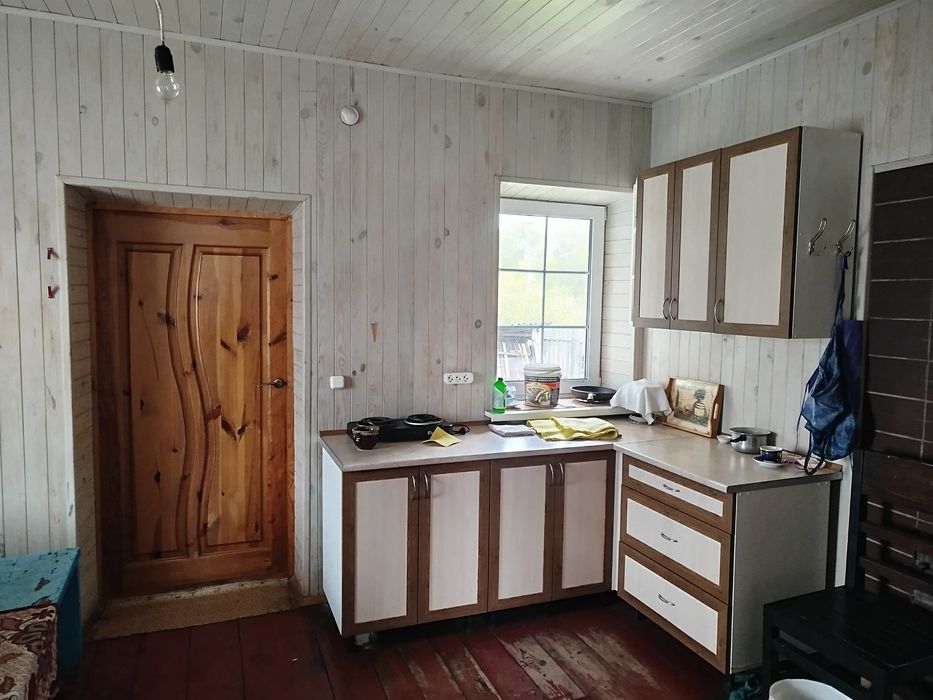 Цегляний будинок с. Різня, доглянутий, чистий, гарне місце, поряд ліс