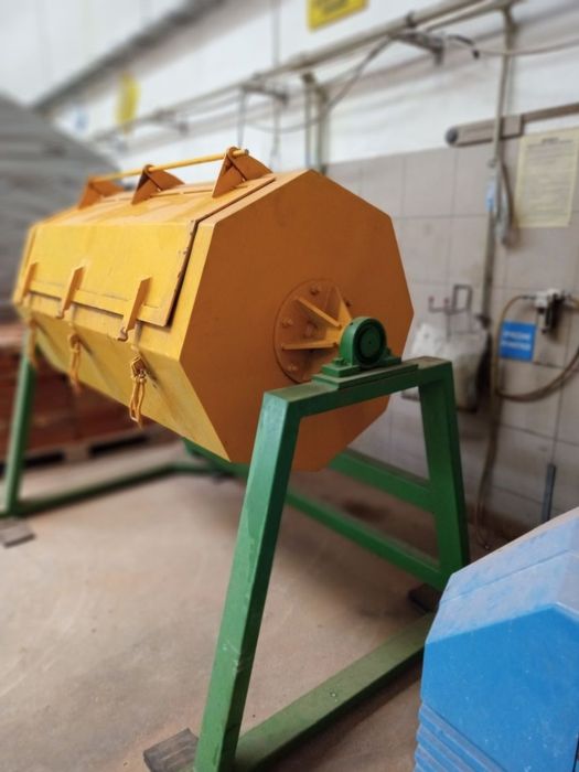 Gratownica bębnowa Hardox stal drewno materiały budowlane