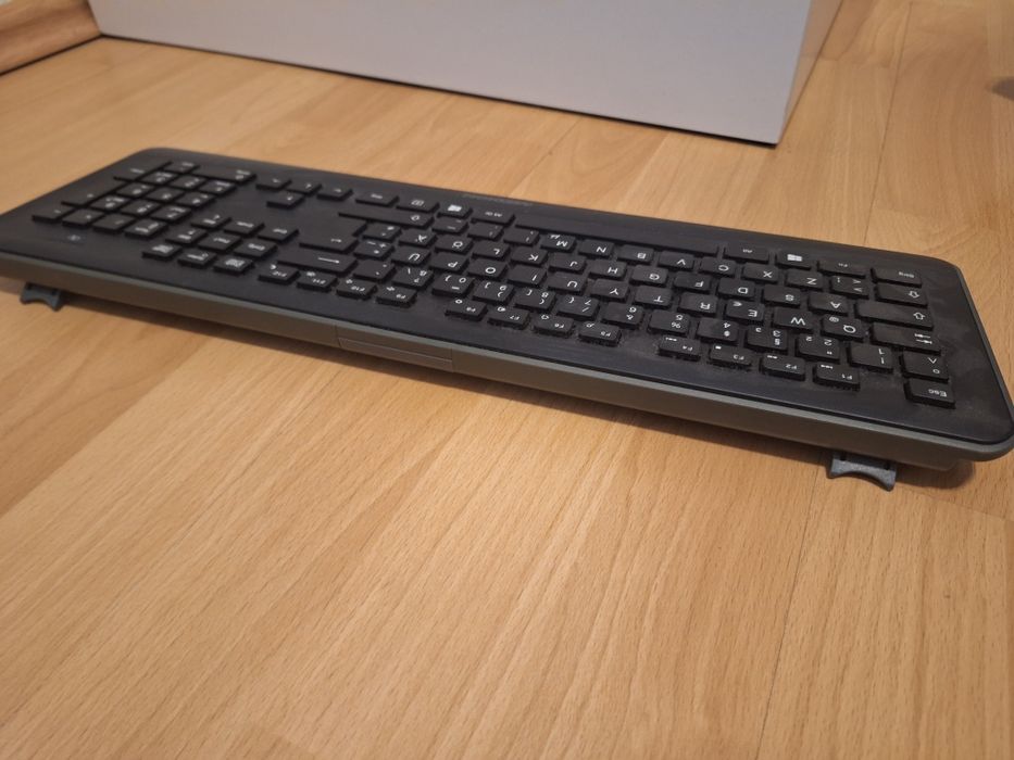 Bezprzewodowa klawiatura i mysz Medion MD 86931