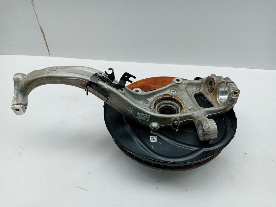 Manga de eixo frente direita AUDI Q8 (4MN)