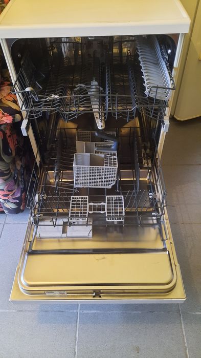 Máquina de lavar loiça Whirlpool