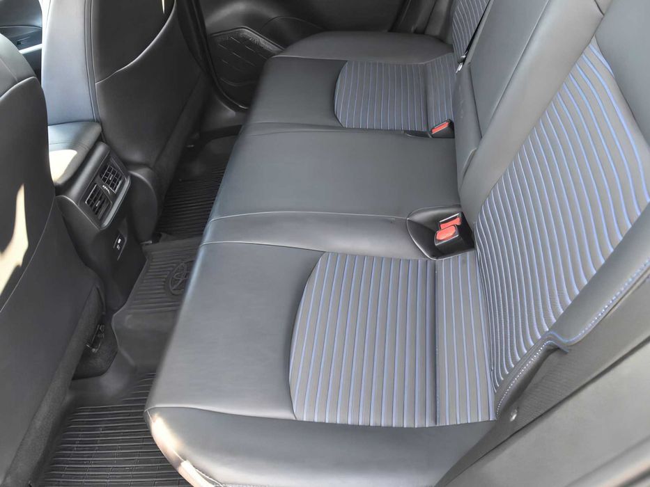 Toyota RAV4 XSE      2021