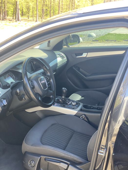 Продам Audi a4 2009
