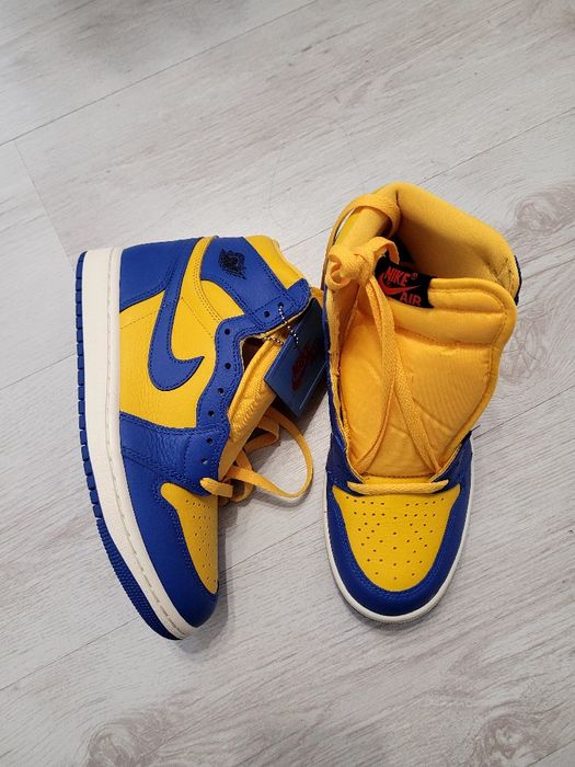 Кроссовки жіночі NIKE AIR JORDAN 1 MID нові original