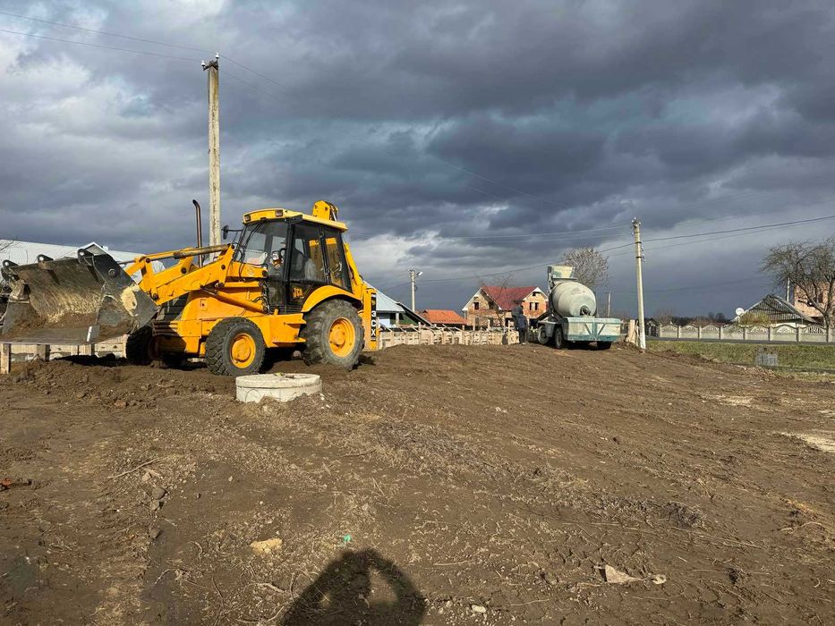 Послуги екскаватора JCB ЗСХ / Земляні роботи / Коломия