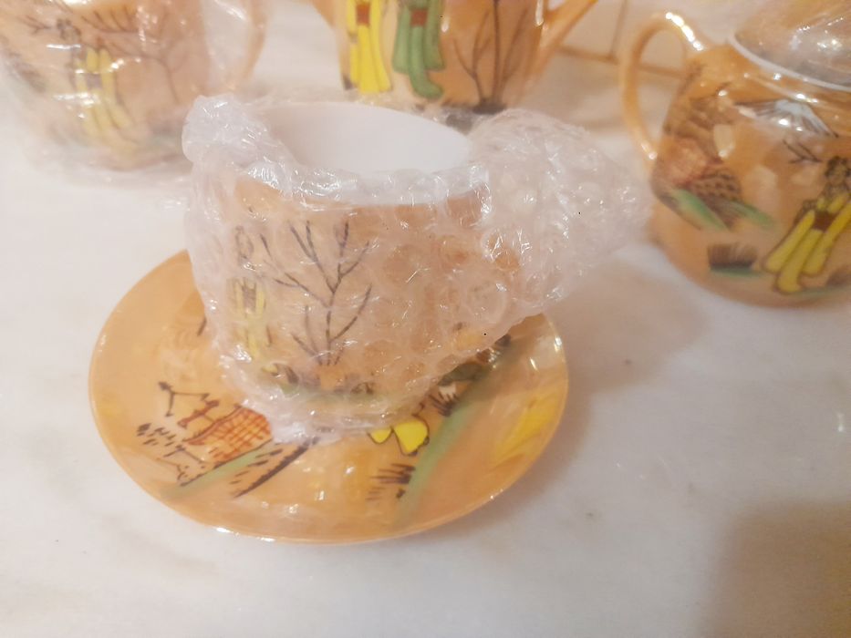 Conjunto de Peças Antigas em Porcelana de Conjunto de Café/Chá Japonês