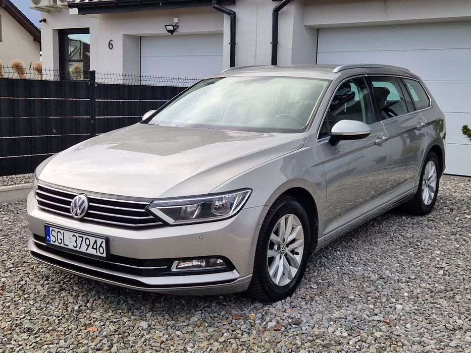 Volkswagen Passat AutomatDSG Kamera AsysParkowania 2właściciel ElFotel Nawigacja