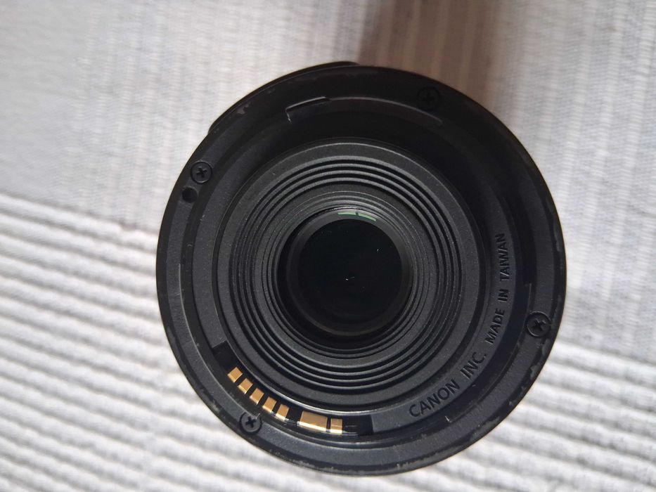 Objetiva Canon EFS 18-55mm