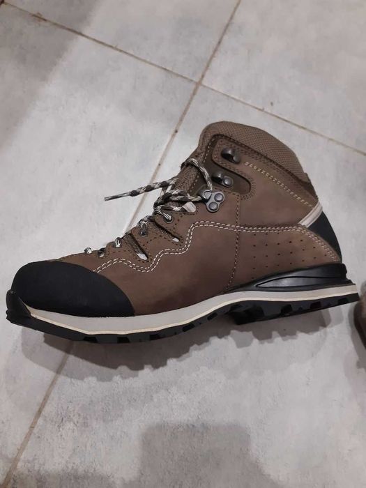 Черевики жіночі Haglöfs нові