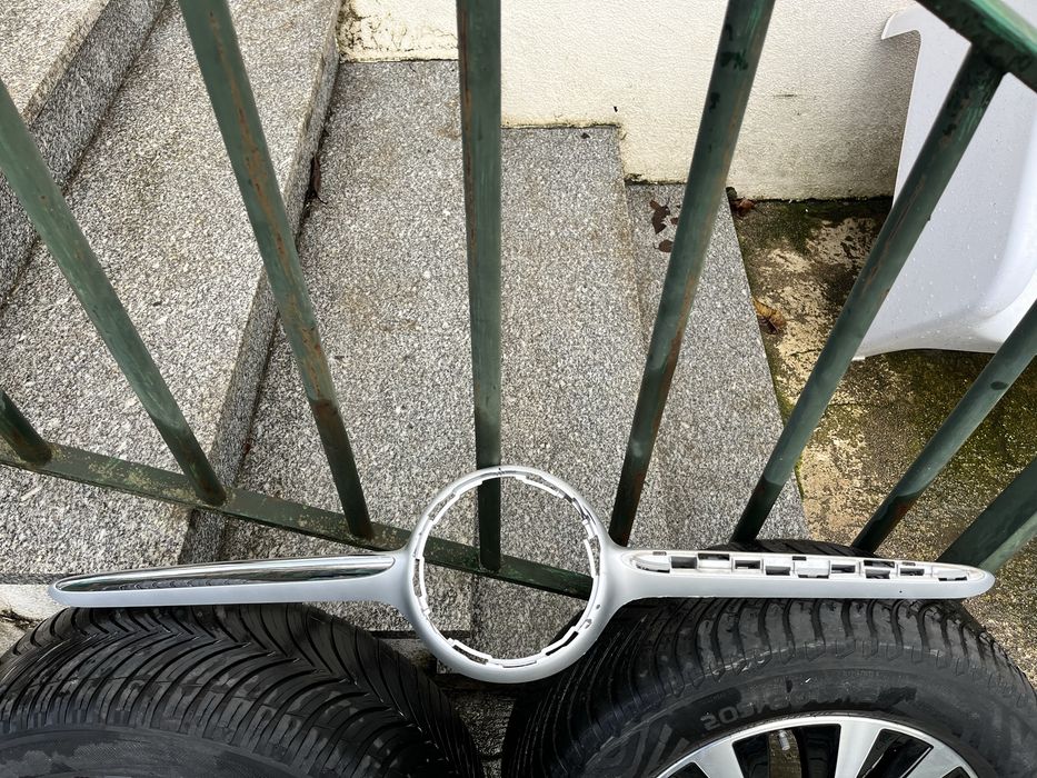 Grelha frontal Mercedes a180 - w177