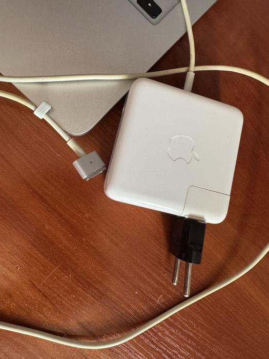 Macbook Pro 13 2015 8/512