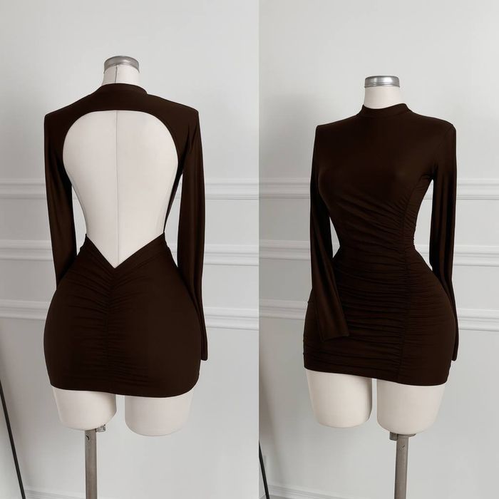 Жіноча сукня міні. Вечірня сукня з відкритою спиною