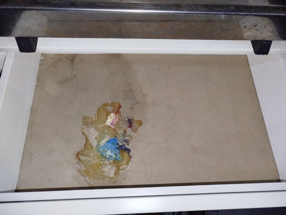 Par de Mesas de cabeceira com 2 gavetas