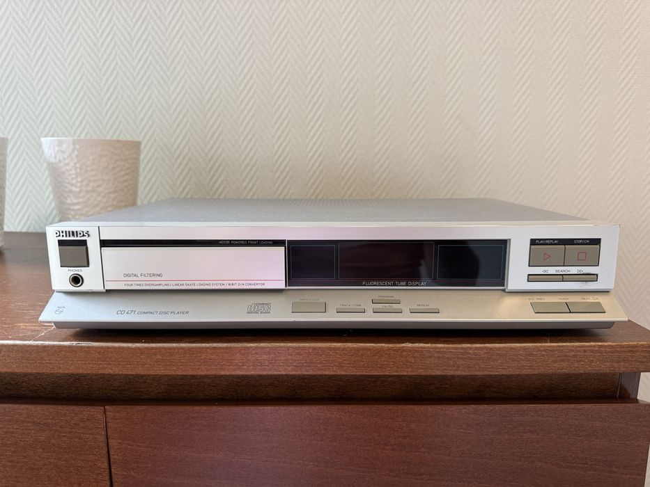 Odtwarzacz Philips CD 471 tda1541