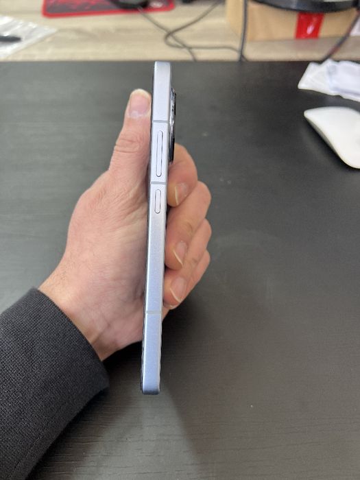 Poco F7 Pro 12/256gb