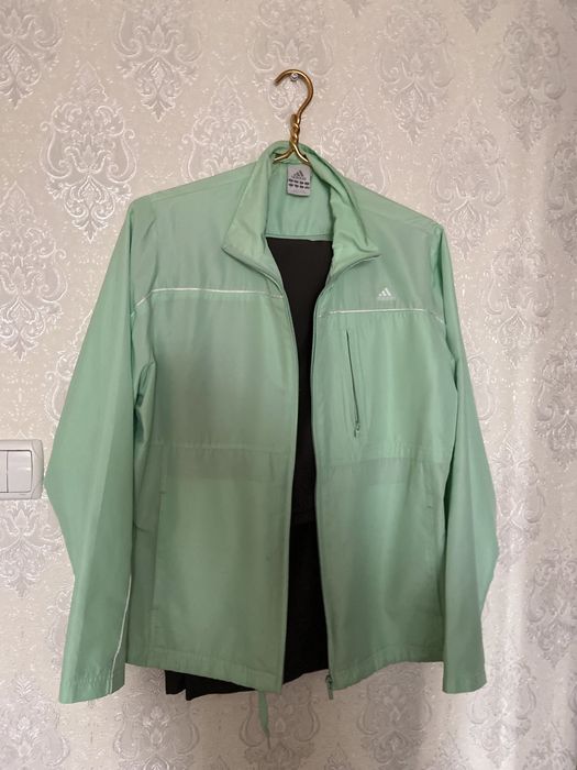 Спортивный костюм адидас.женский