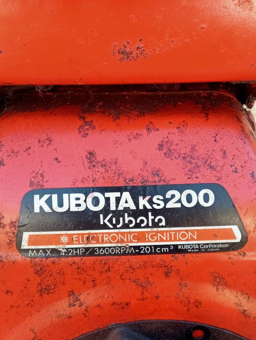 Motor Kubota ks200