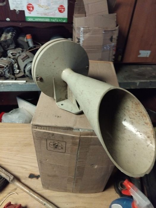 PRL Buczek sygnalizacyjny syrena alarmowa Werma 24V