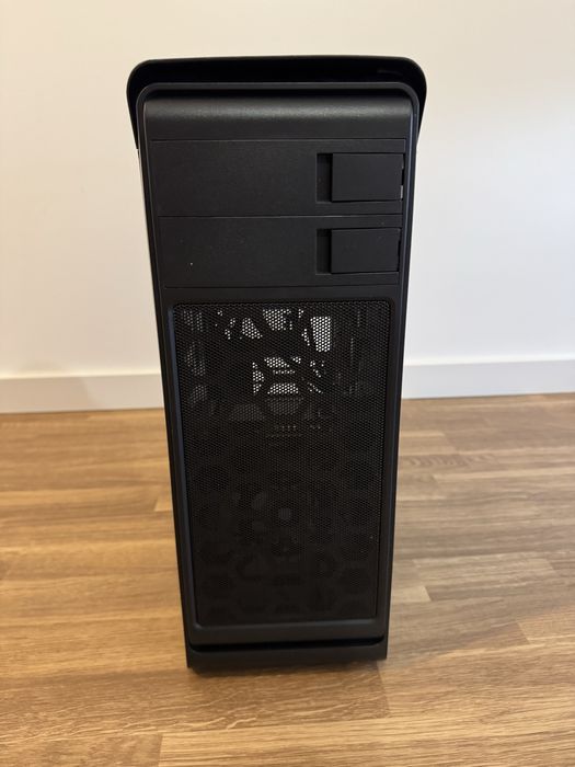 Nox Modus ATX Mid Tower Chassis