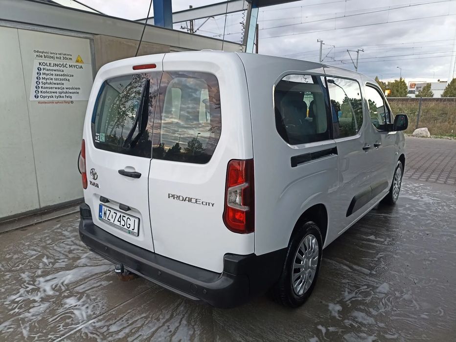 Toyota Proace City Verso Toyota Proace City Verso 1.5 D 102KM Manual LONG L2 drzwi przesuwne