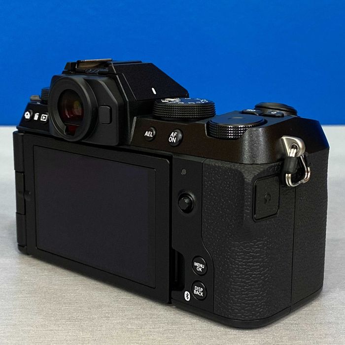 Fujifilm X-S20 (26.1MP) + XC 15-45mm f/3.5-5.6 OIS PZ | NOVA | 3 ANOS DE GARANTIA