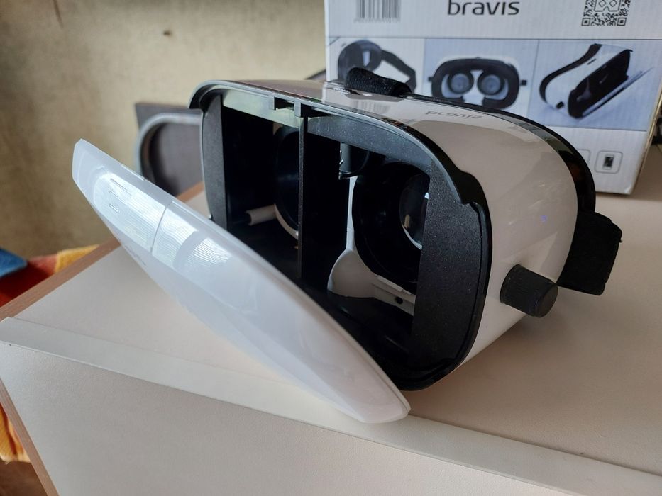 Окуляри віртуальної реальності  Bravis VR