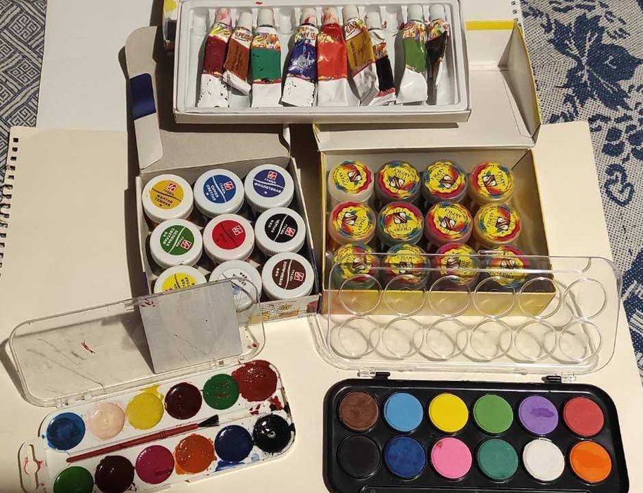 Пластилін, крючки для летіння резинок, фарби акрил