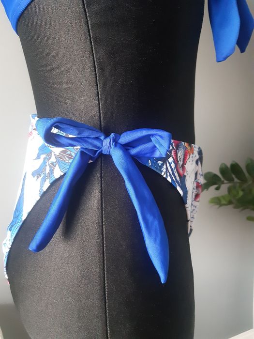 NOWY! Strój kąpielowy 2cz.