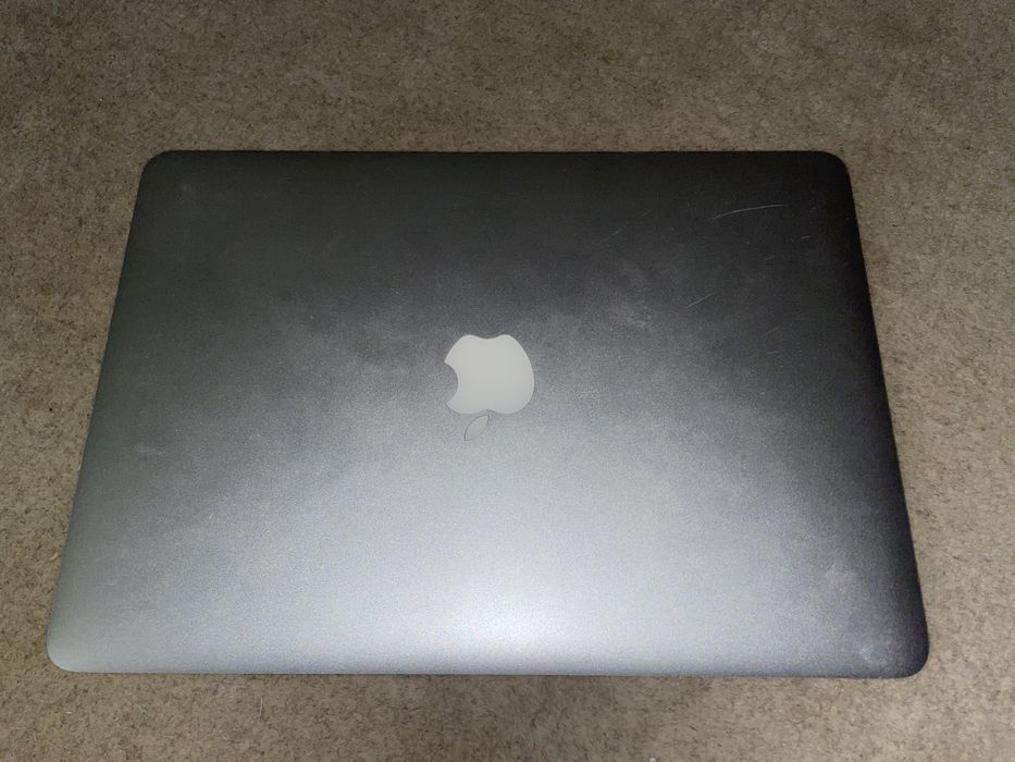 Macbook air 13 mid 2012
