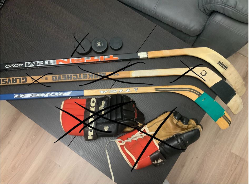 Клюшка хоккейная