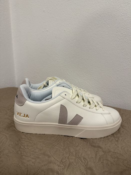Tenis Veja cinza