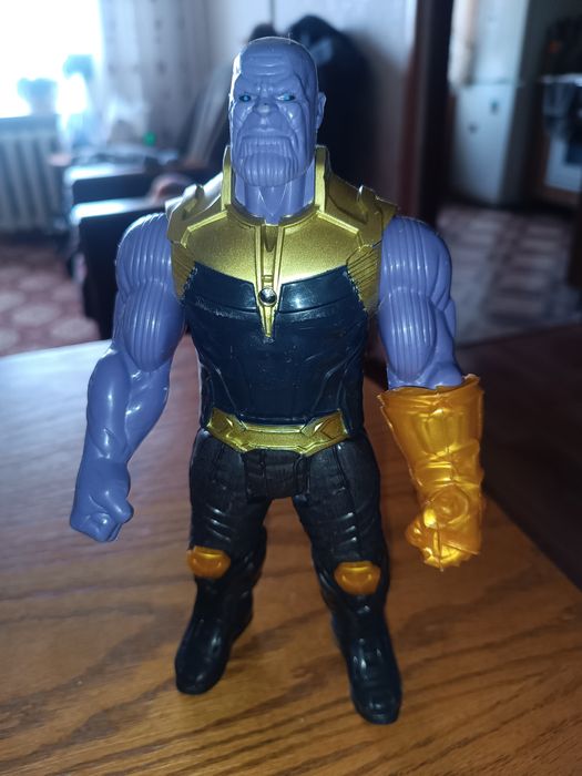 Танос Марвел герой