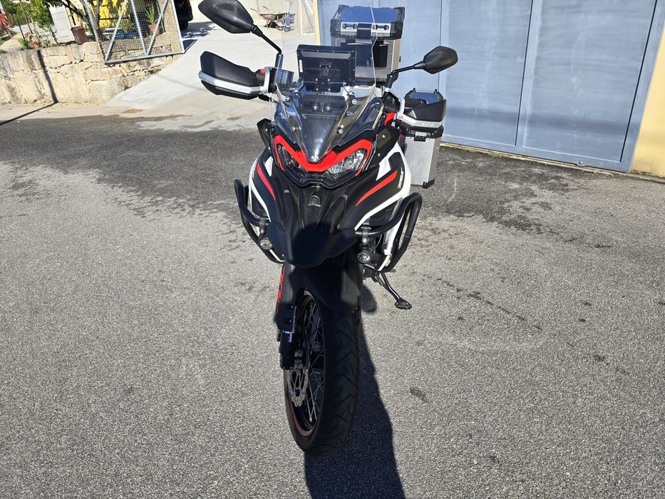Mota Benelli 702x