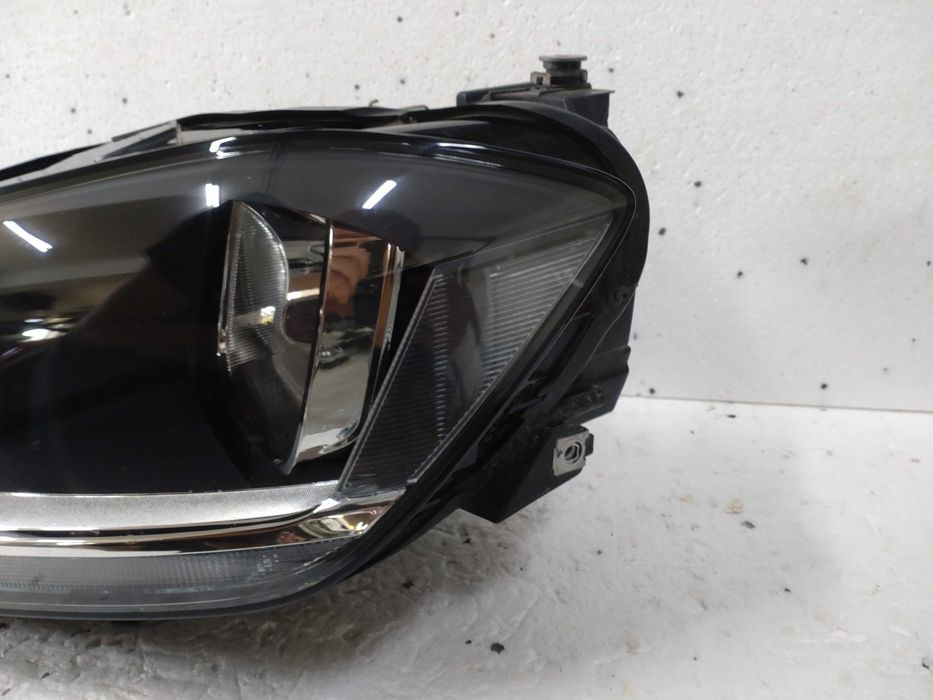 lampa lewa vw golf sportsvan zwykła 517941005b rok 2014-19