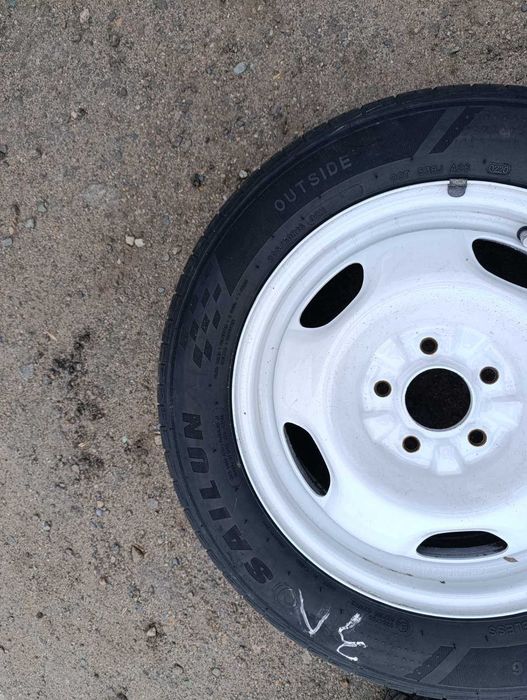 Продам комплект дисків 5x114.3 з літніми шинами 205/55 R16