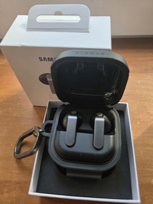 Samsung Galaxy BUDS 4 original.